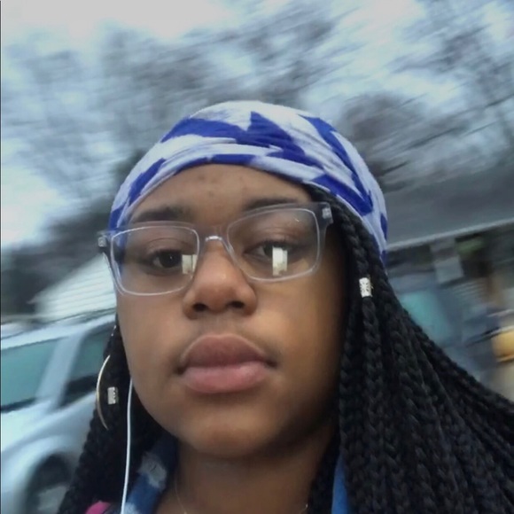 theyh8shaniya